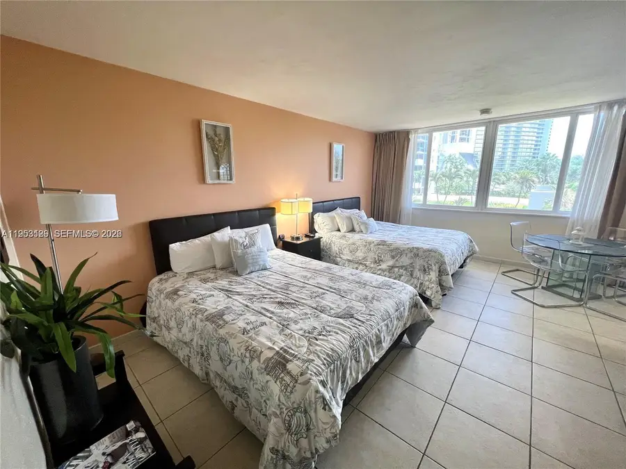 19201 Collins Ave #242, Sunny Isles Beach, FL 33160 - Image #3