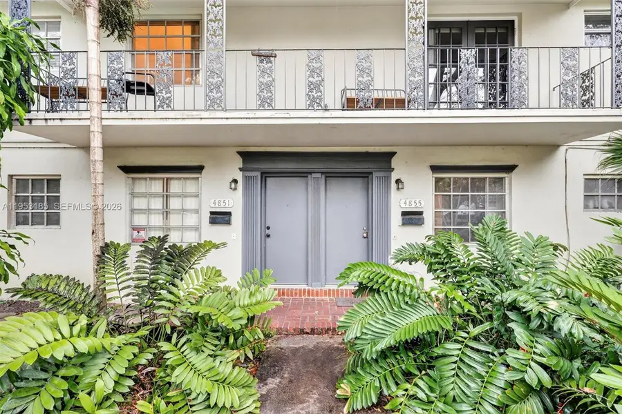 4851 University Dr, Coral Gables, FL 33146 - Image #2