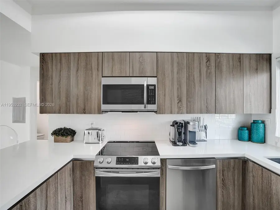 601 NE 36th St #1003, Miami, FL 33137 - #2
