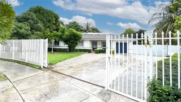 17505 SW 108th Ct, Miami, FL 33157