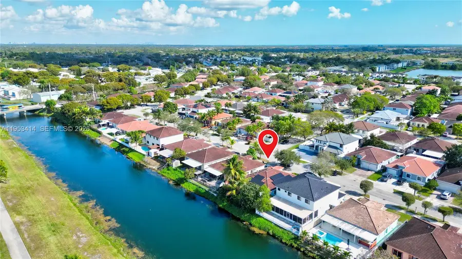 22592 SW 103rd Ct, Cutler Bay, FL 33190 - Image #3