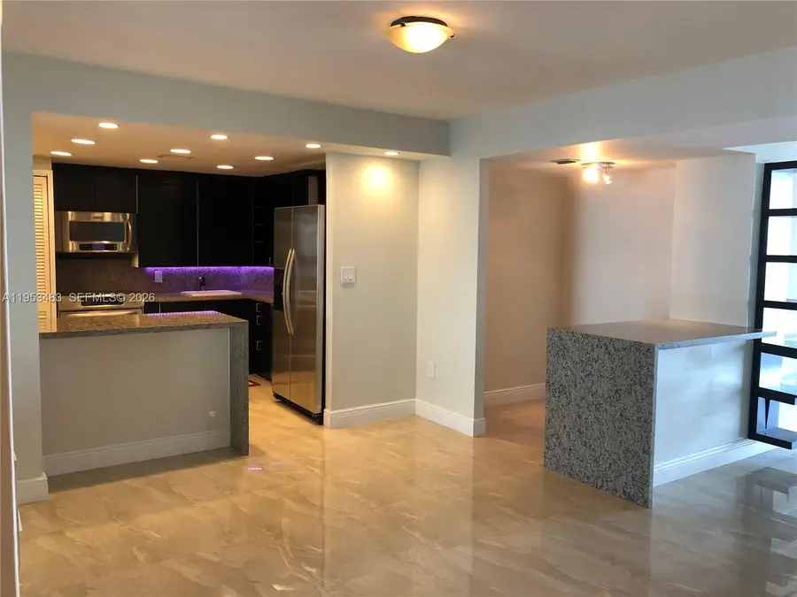 2333 Brickell Ave #2609, Miami, FL 33129 - Image #3