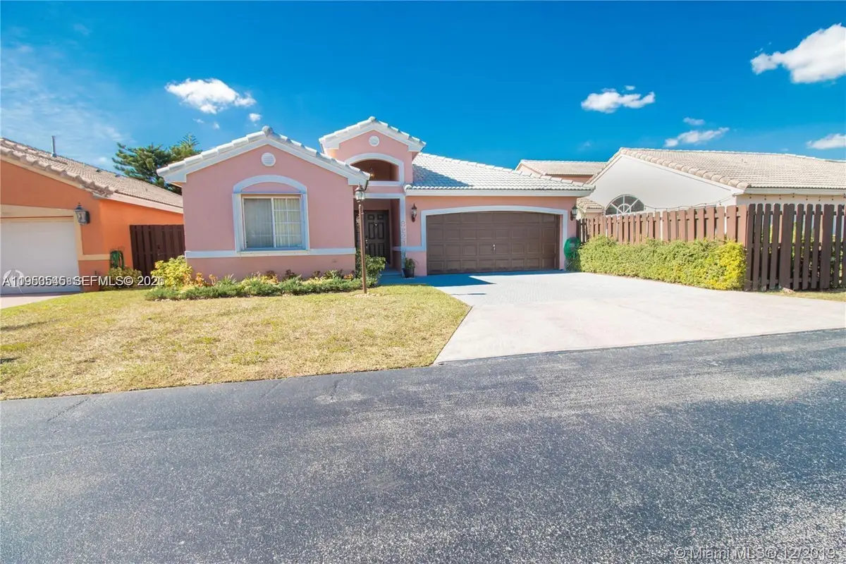 8224 SW 157th Ct, Miami, FL 33193 - Image #1