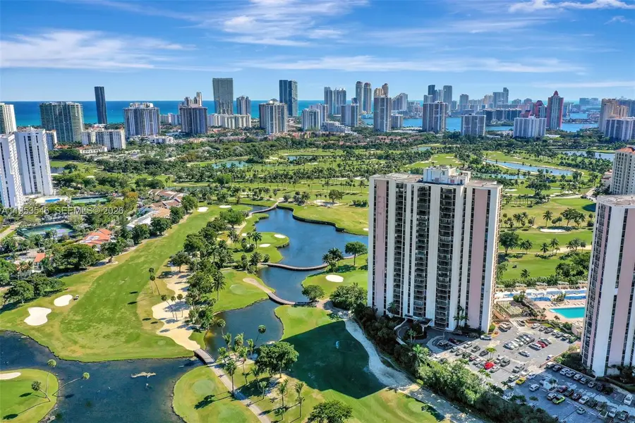 20379 W Country Club Dr #1232, Aventura, FL 33180 - Image #2