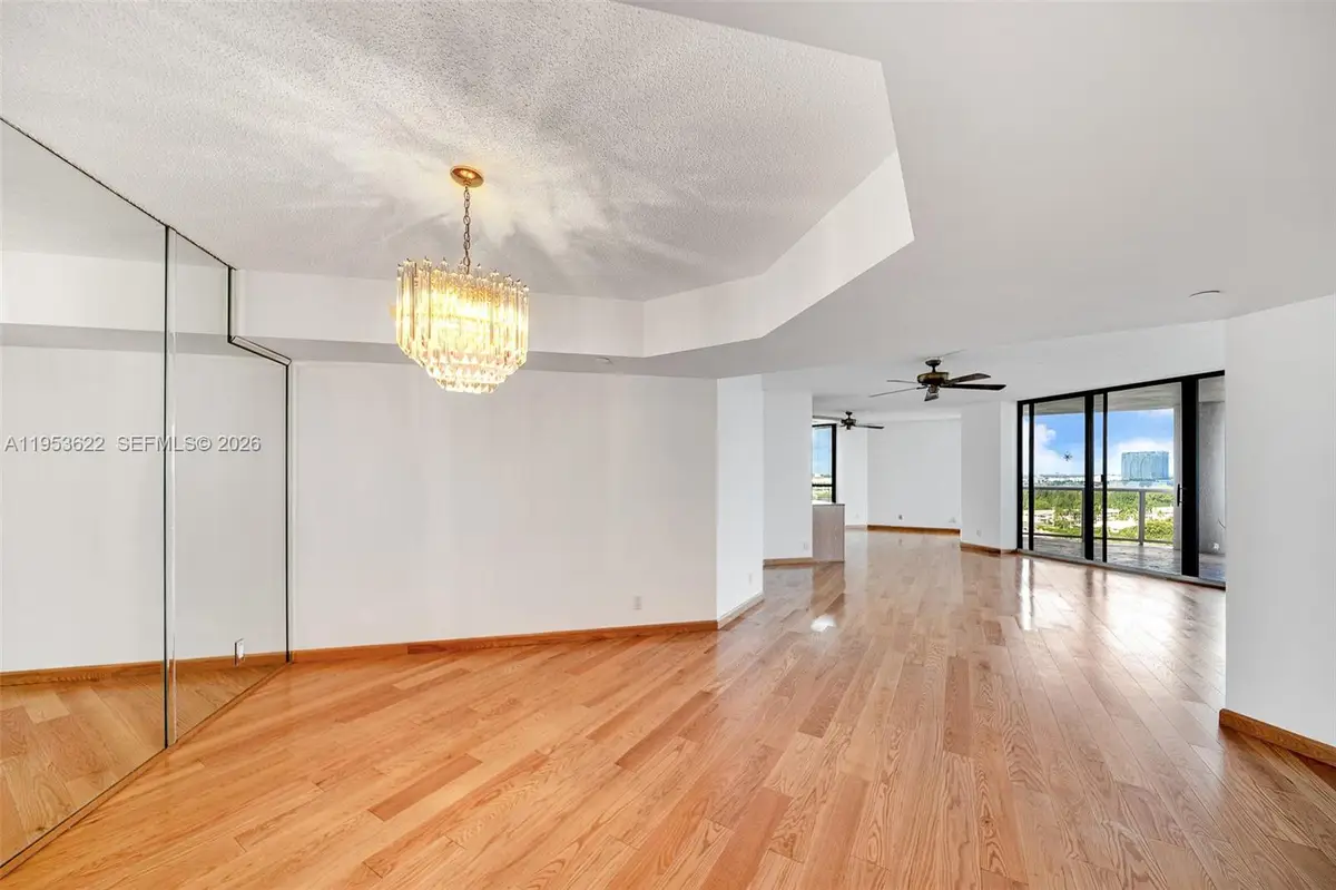 3598 NE Yacht Club Dr #1402, Aventura, FL 33180 - Image #1