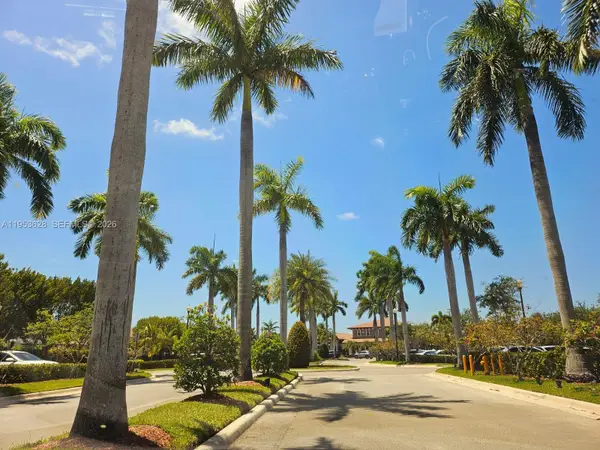 22526 SW 89th Pl, Cutler Bay, FL 33190