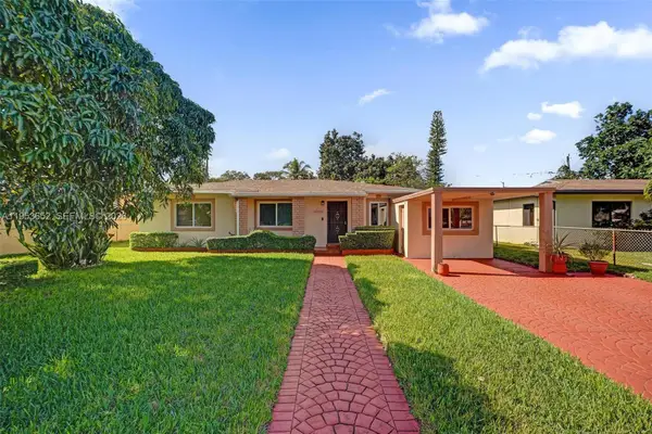 16200 NE 8th Ct, North Miami Beach, FL 33162