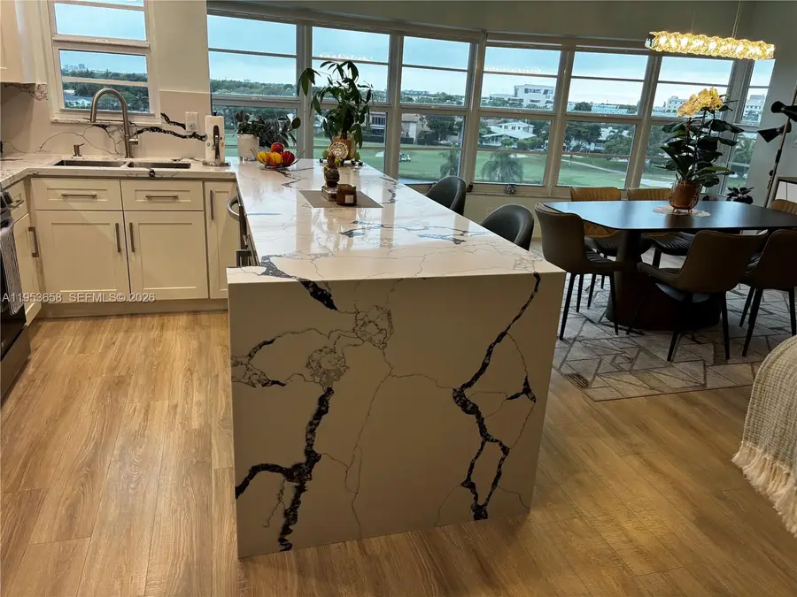 2500 NE 48th Ln #607, Fort Lauderdale, FL 33308 - Image #3