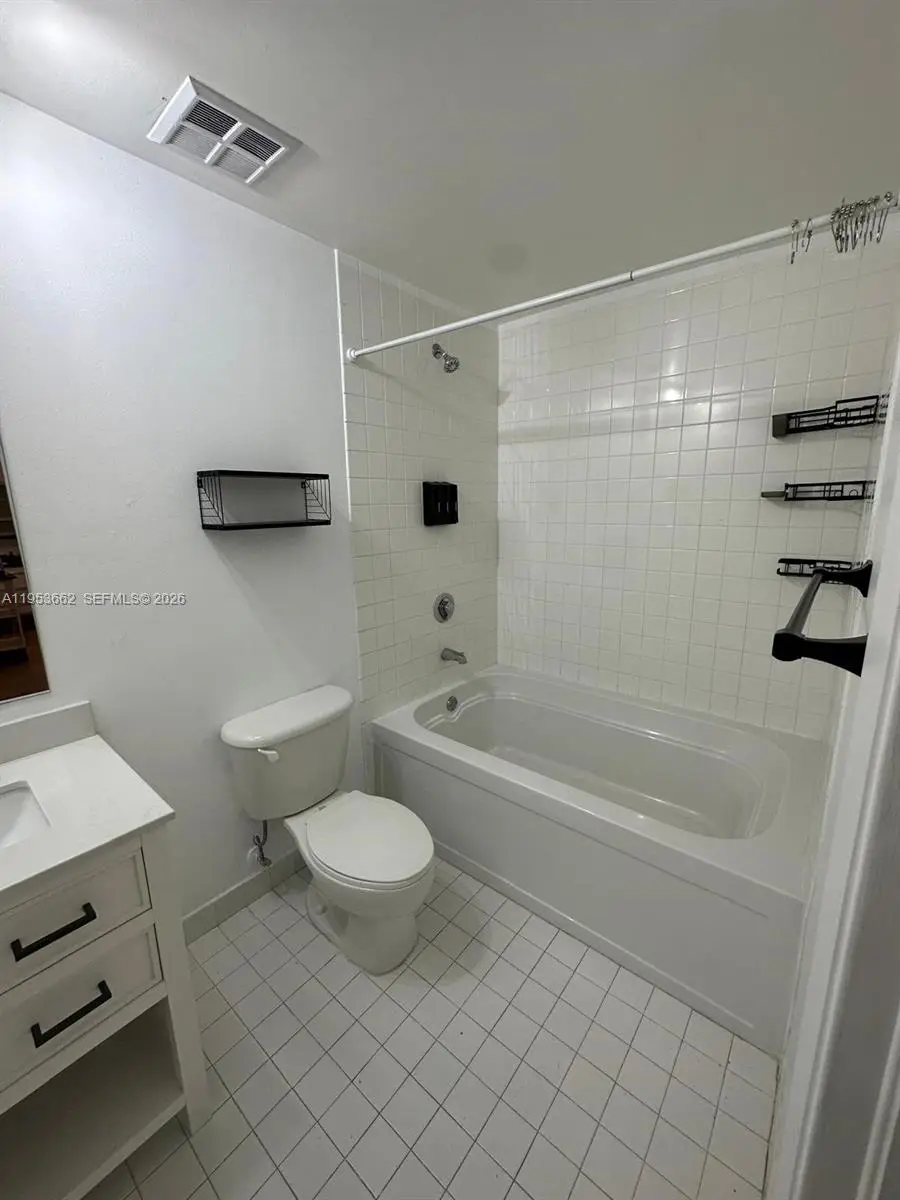 10 SW South River Dr #802, Miami, FL 33130 - #3