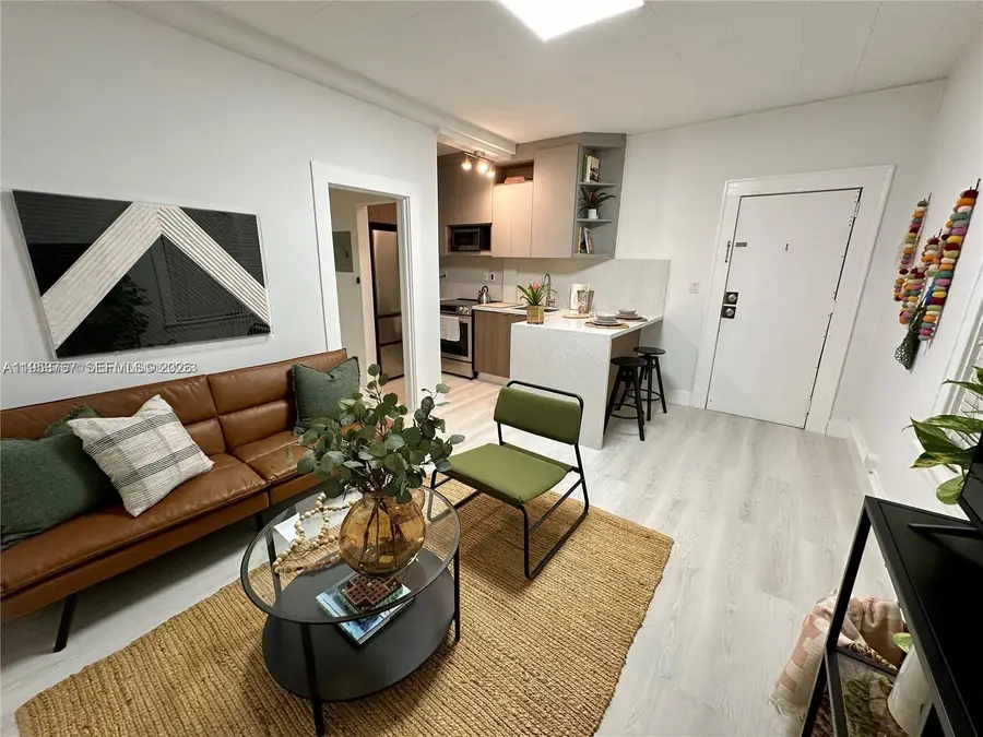 126 Mendoza Ave #2, Coral Gables, FL 33134 - Image #3