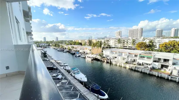 3703 NE 166th St #602, North Miami Beach, FL 33160