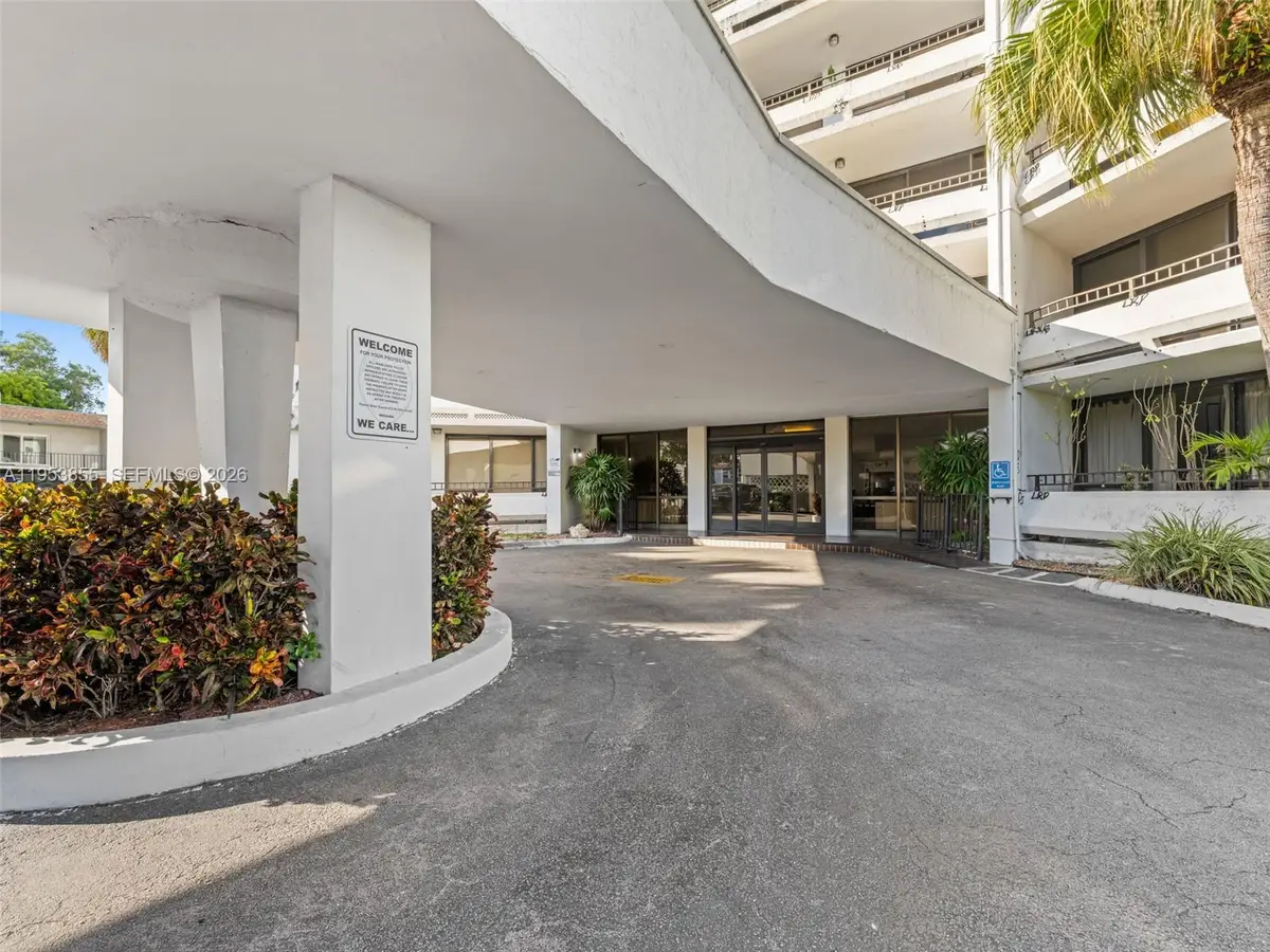 13953 Kendale Lakes Cir #B205, Miami, FL 33183 - Image #1