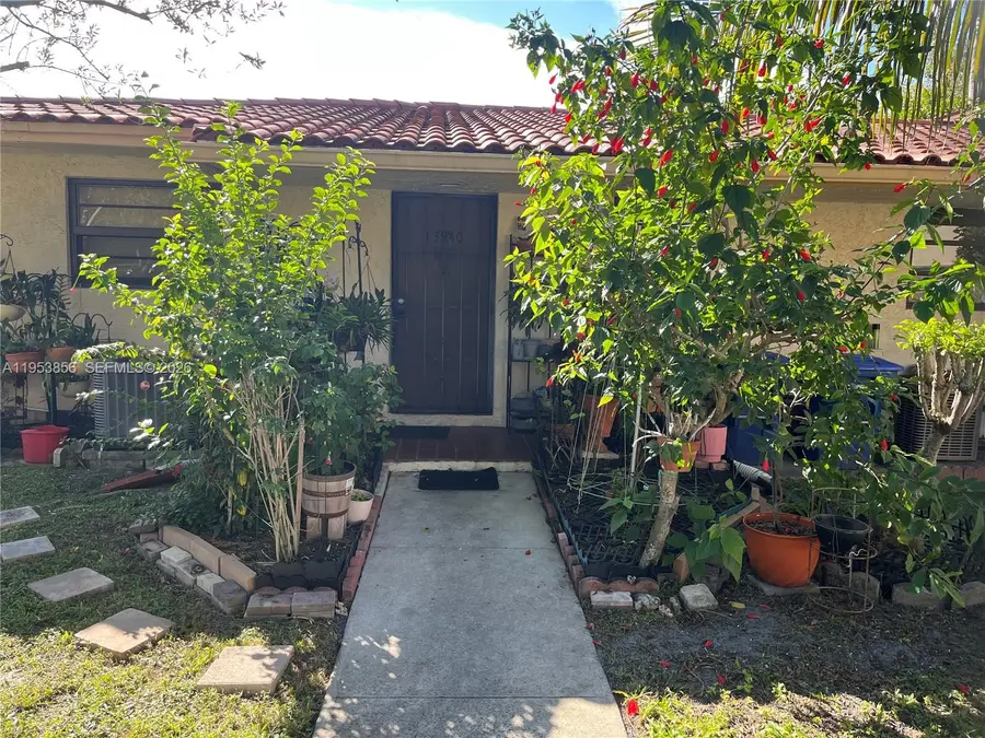 13942 NE 4th Ave #B B, Miami, FL 33161 - #2