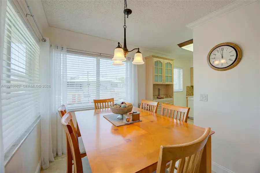 920 SW 10th Ter #12AR, Hallandale Beach, FL 33009 - Image #3