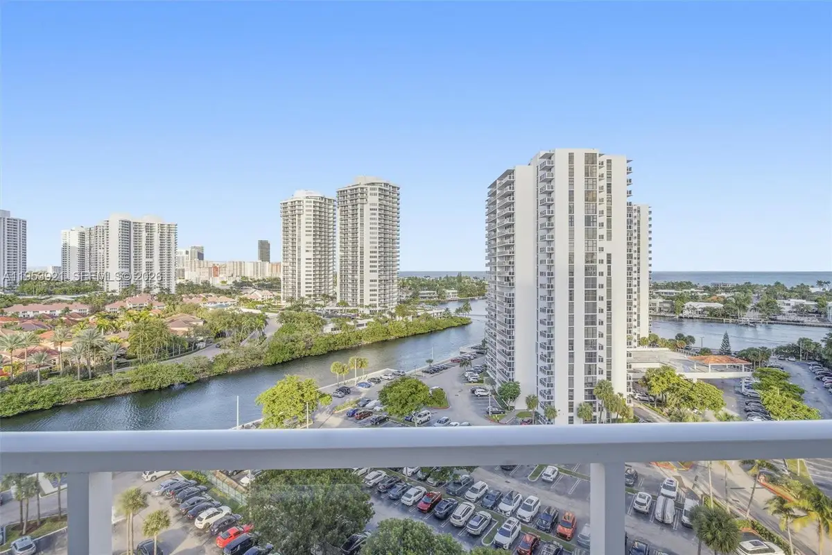 3731 N Country Club Dr #1421, Aventura, FL 33180 - Image #1