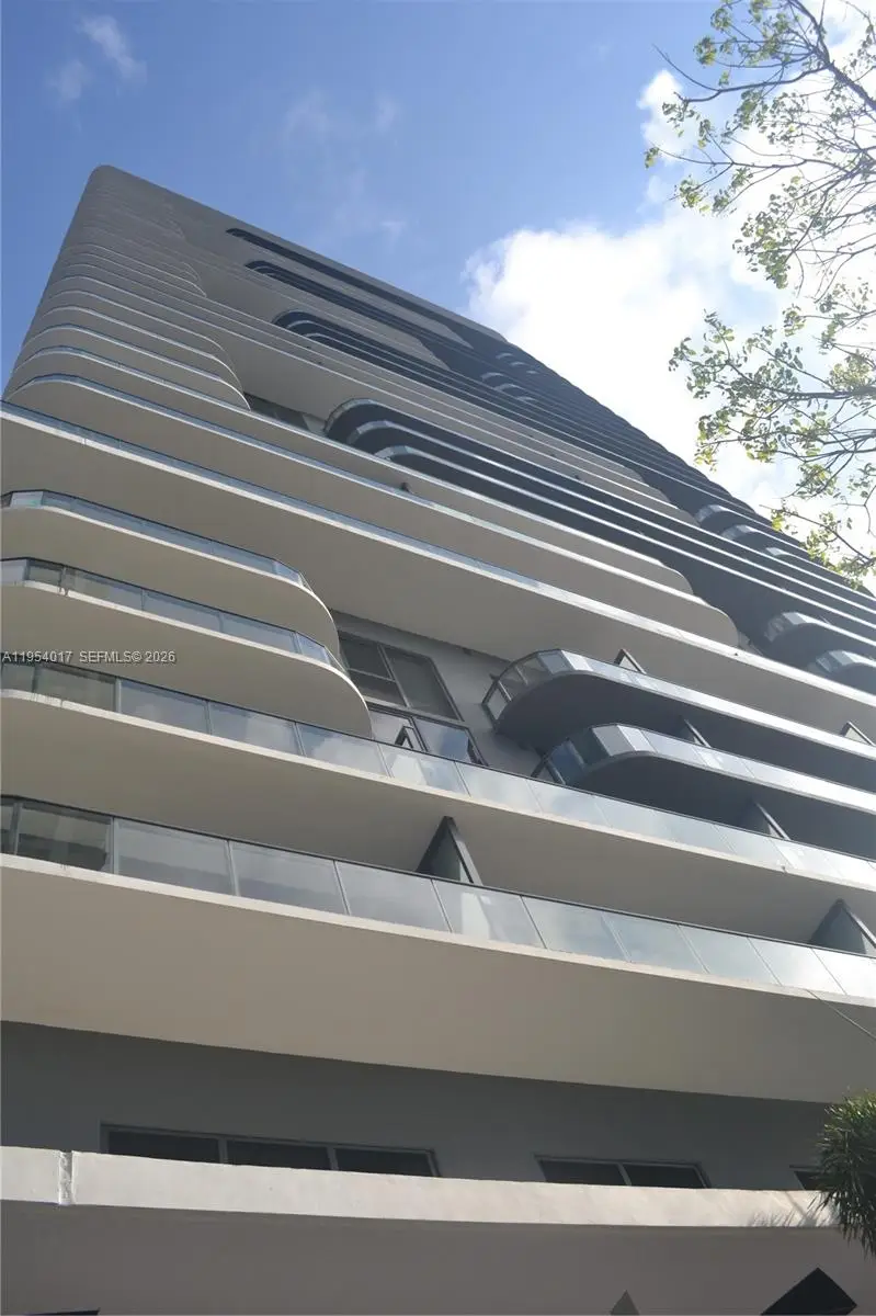 121 NE 34th St #2110, Miami, FL 33137 - Image #2