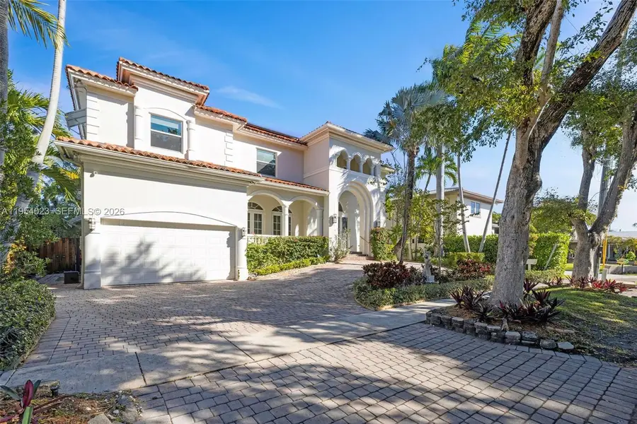 2125 Ixora Rd, North Miami, FL 33181 - #2