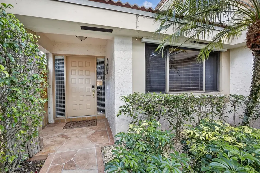 9375 NW 18th Ct, Plantation, FL 33322 - Image #3