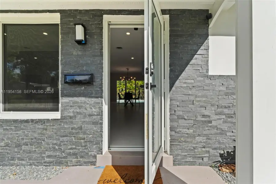 5341 SW 1st St, Plantation, FL 33317 - Image #2