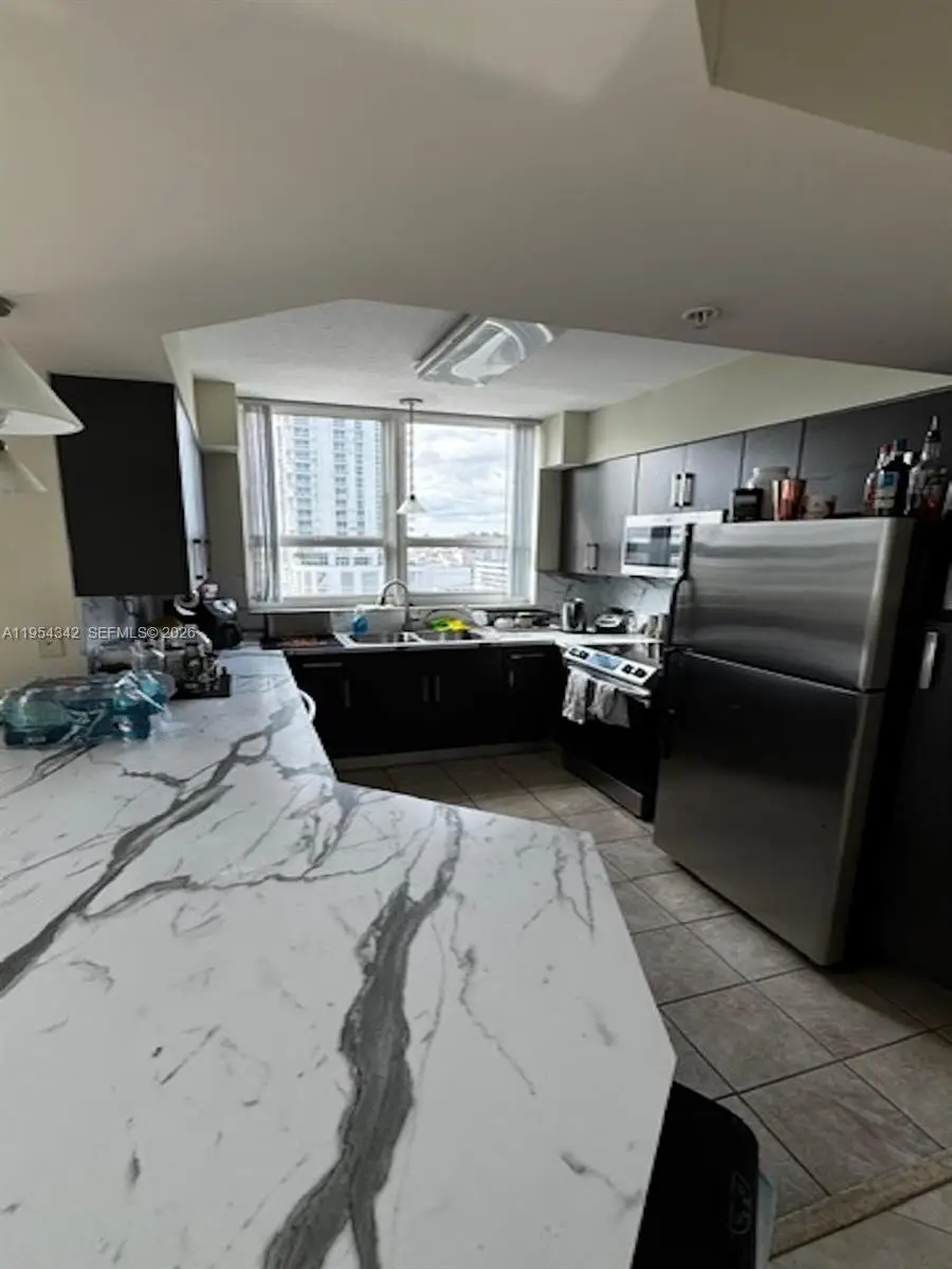 2000 N Bayshore Dr #1402, Miami, FL 33137 - #3