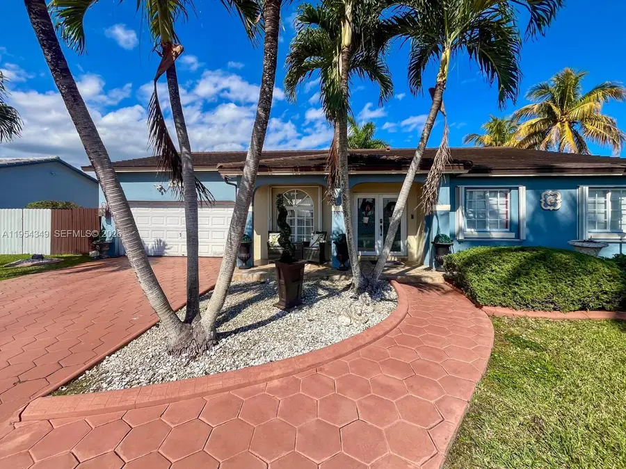 15201 SW 177th Ter, Miami, FL 33187 - #2