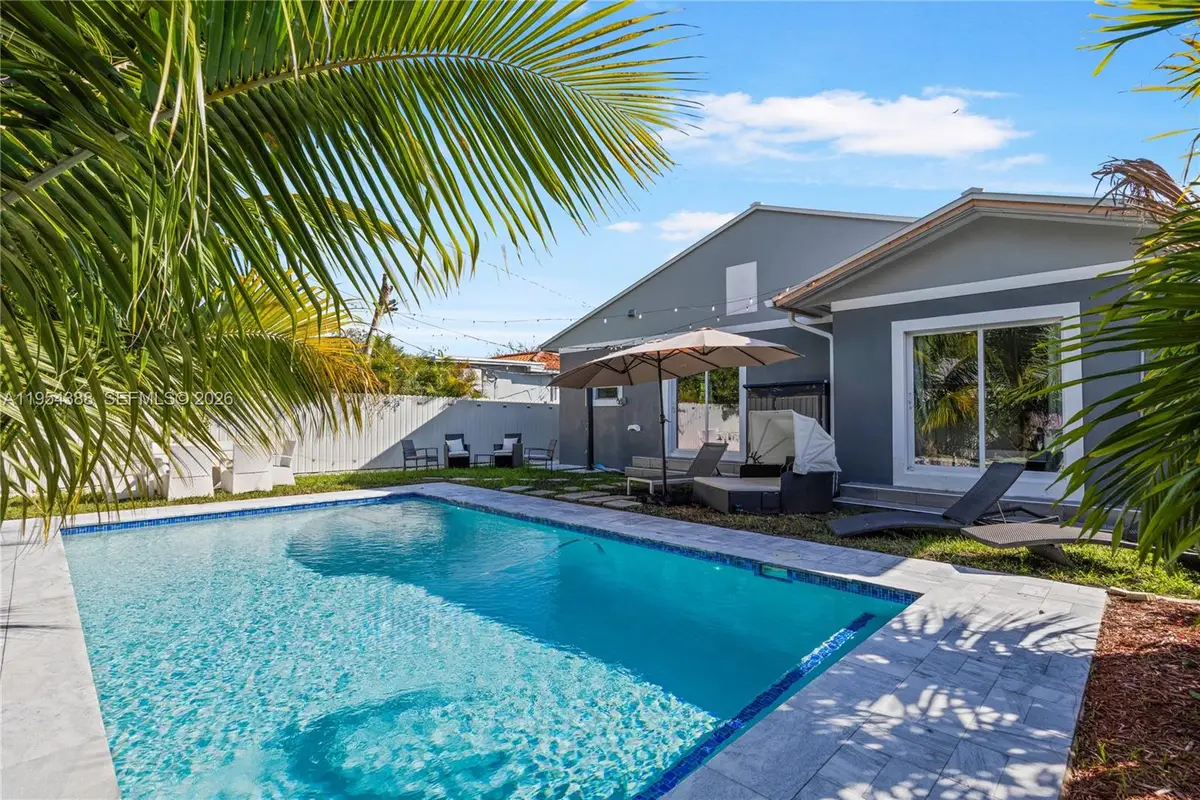 1041 NW 73rd St, Miami, FL 33150 - #1