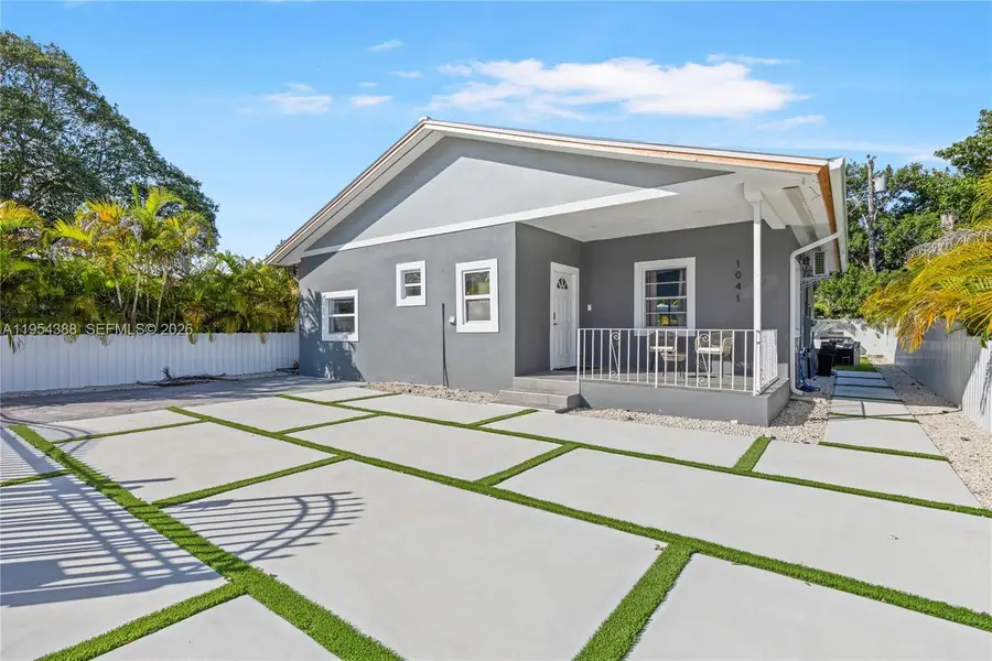 1041 NW 73rd St, Miami, FL 33150 - #2