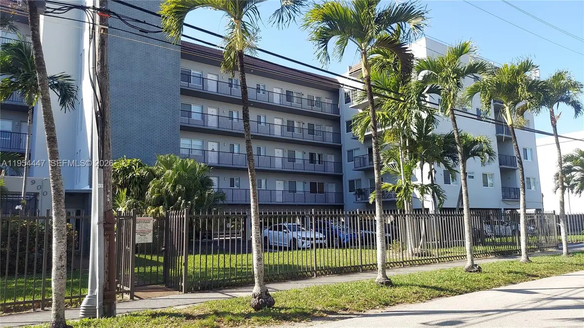 900 SW 84th Ave #301E, Miami, FL 33144 - Image #1