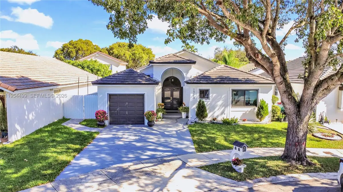 15113 NW 91st Ct, Miami Lakes, FL 33018 - Image #1