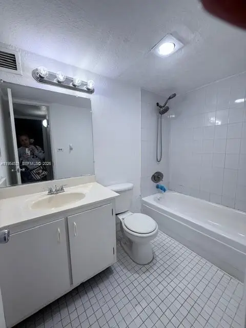 4550 NW 9th St #812E, Miami, FL 33126 - Image #2