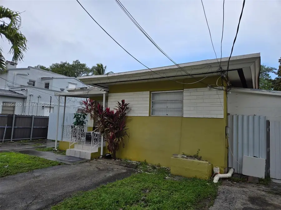 1041 NW 30th St, Miami, FL 33127 - Image #2
