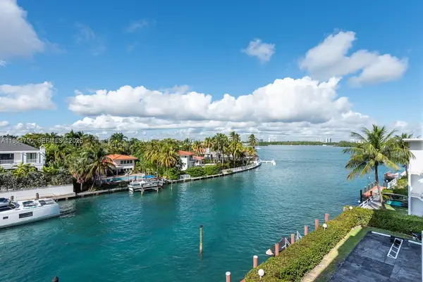 10180 W Bay Harbor Dr #4A, Bay Harbor Islands, FL 33154