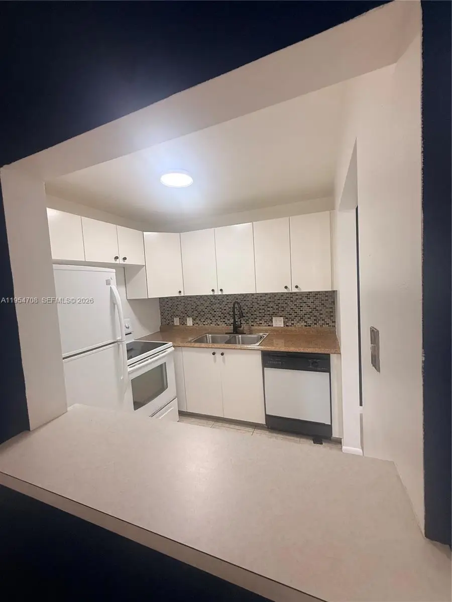 129 Mansfield #D, Boca Raton, FL 33434 - Image #2