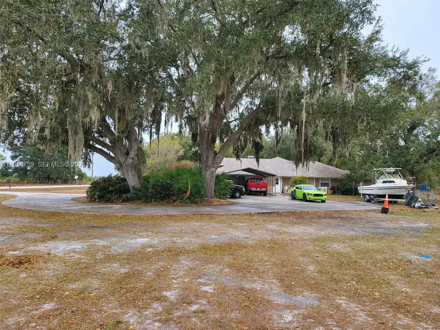 5491 NW Oak Hill Avenue, Arcadia West, FL 34266 - #3