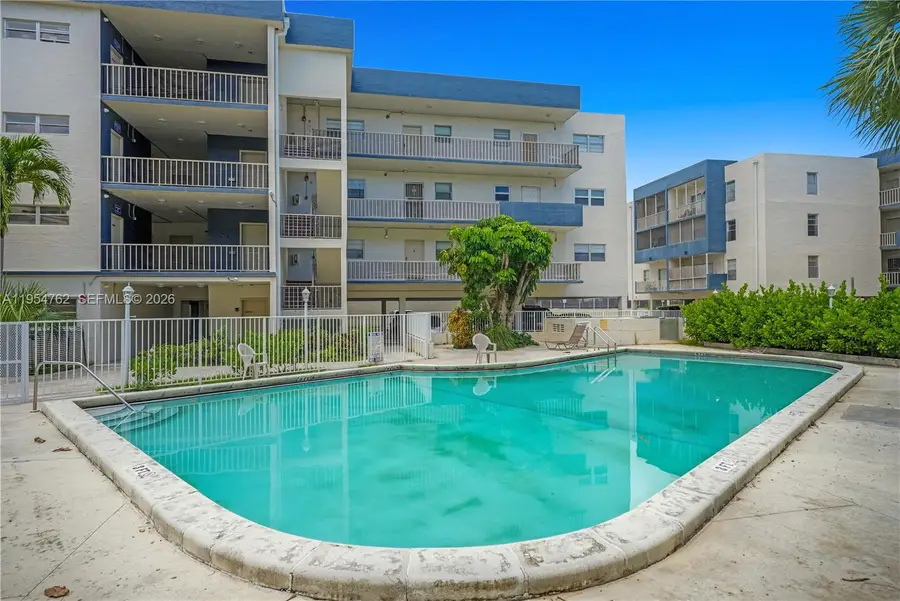 16750 NE 10th Ave #214, North Miami Beach, FL 33162 - Image #2