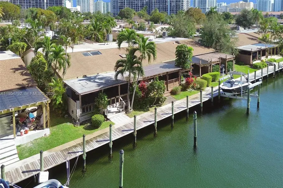 2619 S Parkview Dr, Hallandale Beach, FL 33009 - #2