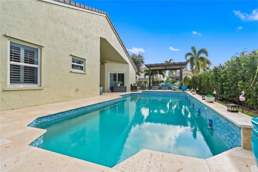 1024 NW 184th Way, Pembroke Pines, FL 33029 - Image #2