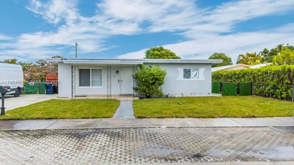 9435-9437 SW 39th St, Miami, FL 33165 - #1