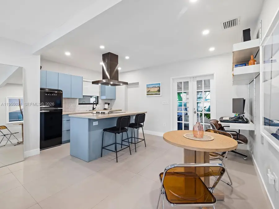 1009 NW 11th Ct, Miami, FL 33136 - #2