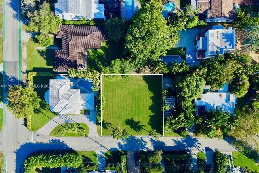 535 W 31st St, Miami Beach, FL 33140 - Image #2