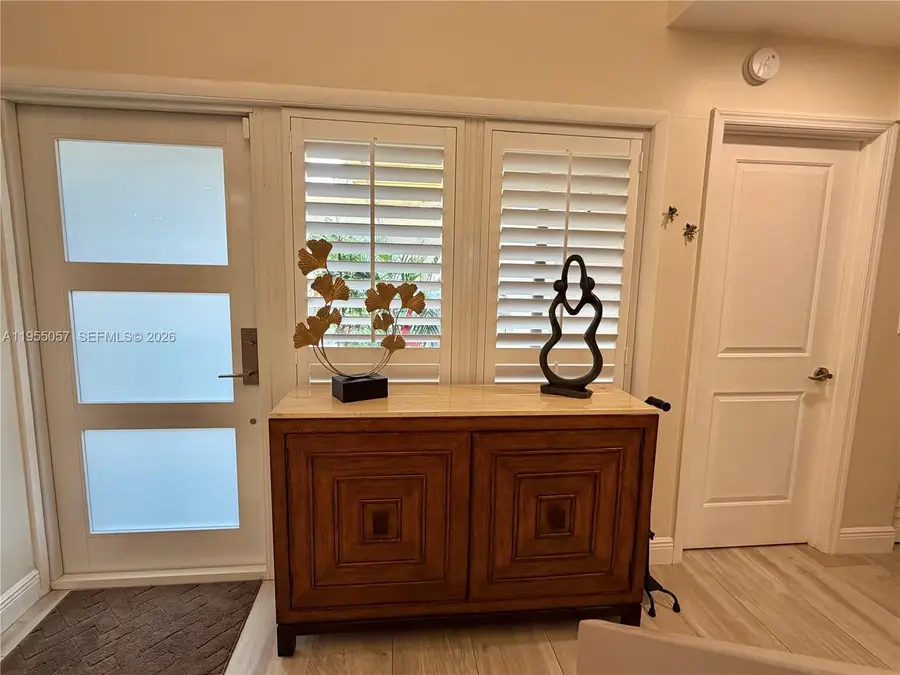 8144 SW 86th Ter, Miami, FL 33143 - Image #3