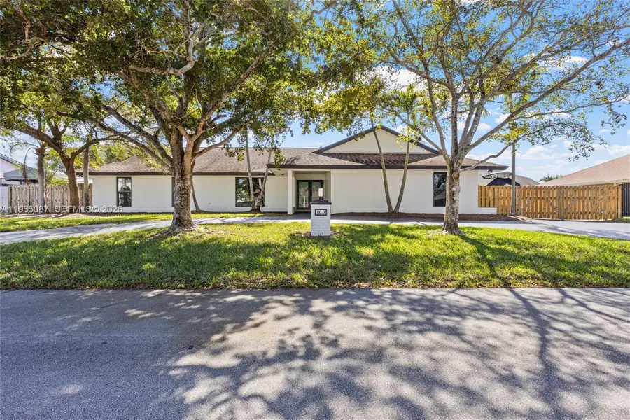 8010 SW 188th St, Cutler Bay, FL 33157 - Image #3