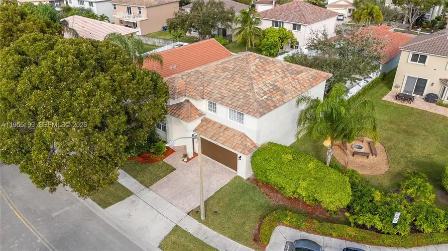 1994 NW 169th Ave, Pembroke Pines, FL 33028 - Image #2