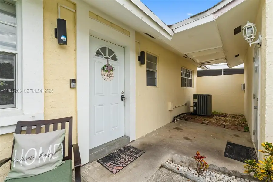 1366 Osprey Ct, Homestead, FL 33035 - #3