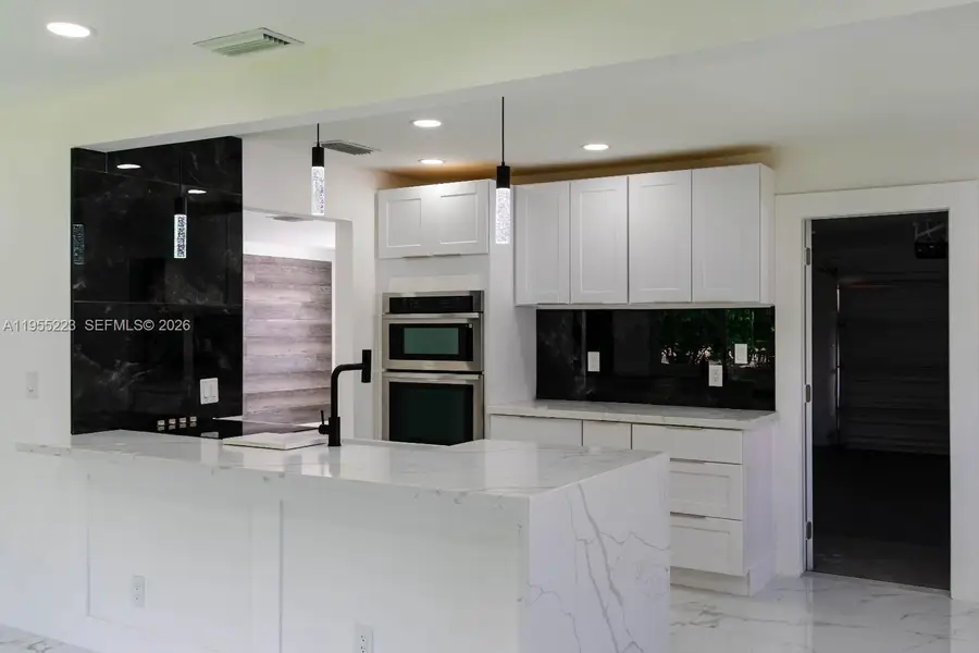 1009 Leisure Ln, Boynton Beach, FL 33426 - Image #3