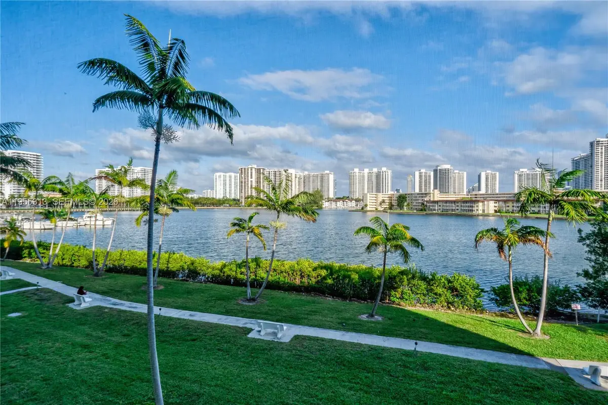 2861 Leonard Dr #F311, Aventura, FL 33160 - Image #1