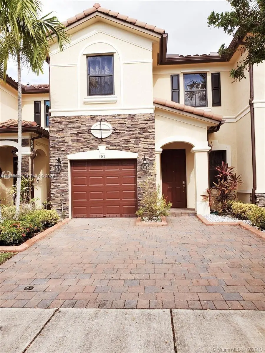 3353 W 91st Ter, Hialeah, FL 33018 - Image #3