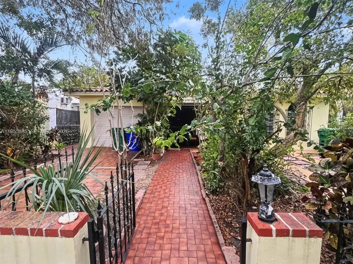 1712 SW 13th St, Miami, FL 33145 - #1