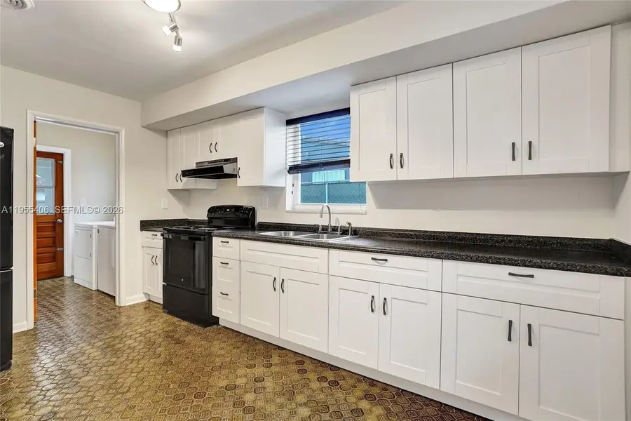 4987 SW 25th Ave, Dania Beach, FL 33312 - Image #2