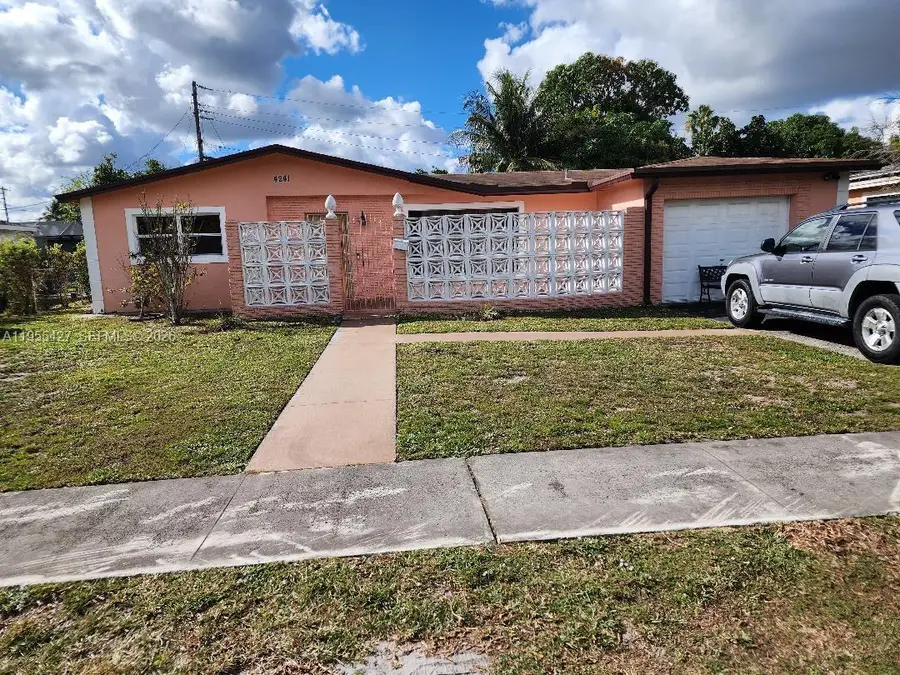 4241 NW 36th Ave, Lauderdale Lakes, FL 33309 - Image #2